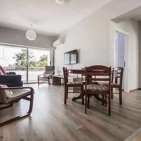 Apartament St.helena Court Larnaca